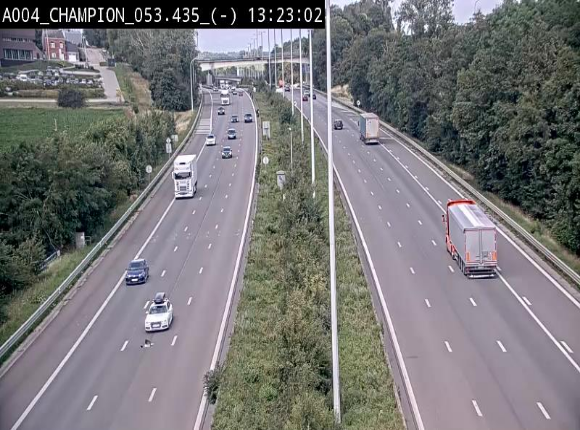 <h2>Webcam E411 à Champion, à proximité de Namur. Vue orientée vers Bruxelles</h2>