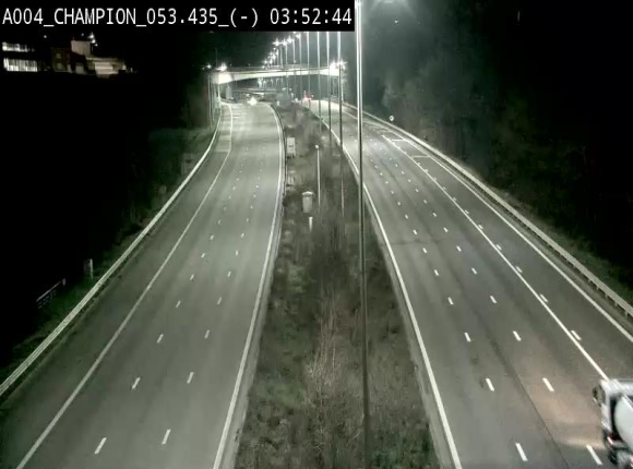 <h2>Webcam E411 à Champion, à proximité de Namur. Vue orientée vers Bruxelles</h2>