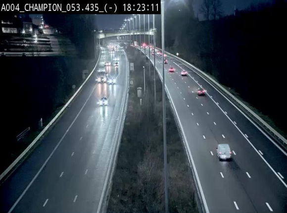 Webcam E411 à Champion, à proximité de Namur. Vue orientée vers Bruxelles