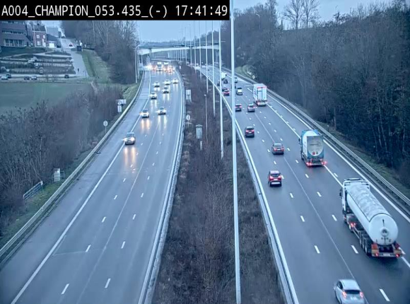 <h2>Webcam E411 à Champion, à proximité de Namur. Vue orientée vers Bruxelles</h2>