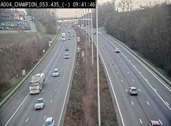 Webcam E411 à Champion, à proximité de Namur. Vue orientée vers Bruxelles