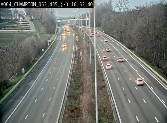 <h2>Webcam E411 à Champion, à proximité de Namur. Vue orientée vers Bruxelles</h2>