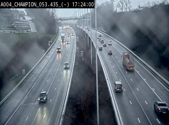 <h2>Webcam E411 à Champion, à proximité de Namur. Vue orientée vers Bruxelles</h2>