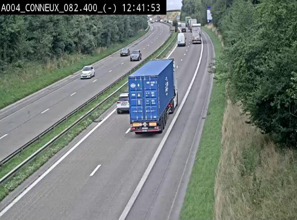 <h2>Webcam sur l'E411 avant les sorties 20 menant à Ciney, Dinant et Achêne. Vue orientée vers Namur</h2>
