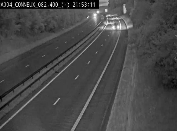 <h2>Webcam sur l'E411 avant les sorties 20 menant à Ciney, Dinant et Achêne. Vue orientée vers Namur</h2>