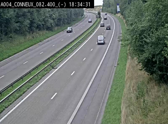 <h2>Webcam sur l'E411 avant les sorties 20 menant à Ciney, Dinant et Achêne. Vue orientée vers Namur</h2>