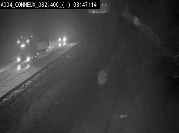 <h2>Webcam sur l'E411 avant les sorties 20 menant à Ciney, Dinant et Achêne. Vue orientée vers Namur</h2>