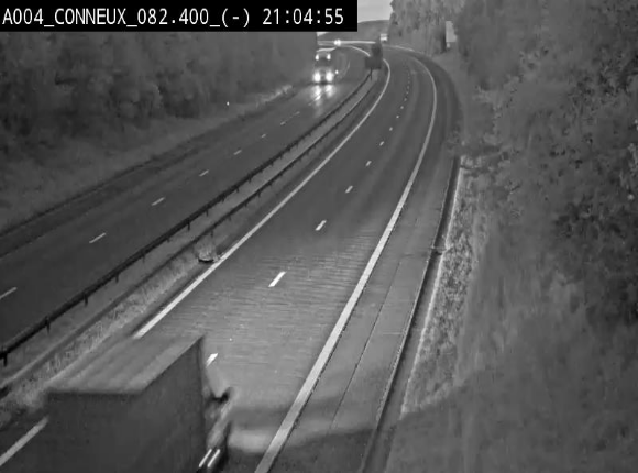 <h2>Webcam sur l'E411 avant les sorties 20 menant à Ciney, Dinant et Achêne. Vue orientée vers Namur</h2>