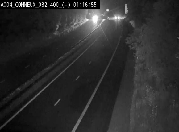 <h2>Webcam sur l'E411 avant les sorties 20 menant à Ciney, Dinant et Achêne. Vue orientée vers Namur</h2>