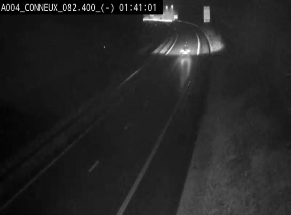 <h2>Webcam sur l'E411 avant les sorties 20 menant à Ciney, Dinant et Achêne. Vue orientée vers Namur</h2>