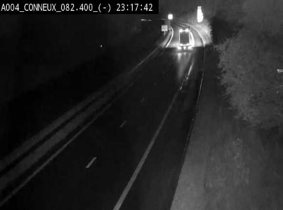 <h2>Webcam sur l'E411 avant les sorties 20 menant à Ciney, Dinant et Achêne. Vue orientée vers Namur</h2>