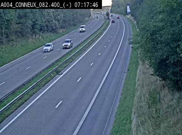 <h2>Webcam sur l'E411 avant les sorties 20 menant à Ciney, Dinant et Achêne. Vue orientée vers Namur</h2>