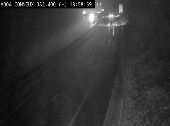 <h2>Webcam sur l'E411 avant les sorties 20 menant à Ciney, Dinant et Achêne. Vue orientée vers Namur</h2>