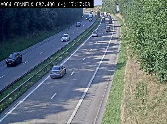 <h2>Webcam sur l'E411 avant les sorties 20 menant à Ciney, Dinant et Achêne. Vue orientée vers Namur</h2>