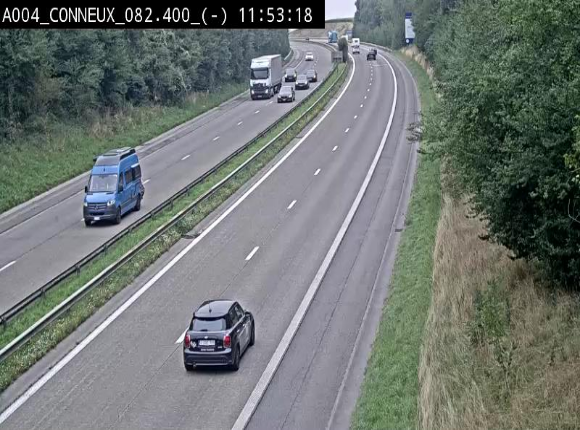 <h2>Webcam sur l'E411 avant les sorties 20 menant à Ciney, Dinant et Achêne. Vue orientée vers Namur</h2>