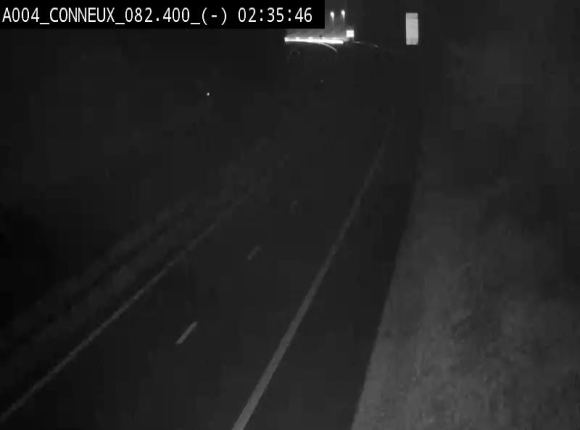 Webcam sur l'E411 avant les sorties 20 menant à Ciney, Dinant et Achêne. Vue orientée vers Namur
