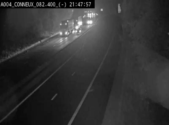<h2>Webcam sur l'E411 avant les sorties 20 menant à Ciney, Dinant et Achêne. Vue orientée vers Namur</h2>