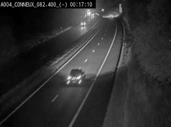 Webcam sur l'E411 avant les sorties 20 menant à Ciney, Dinant et Achêne. Vue orientée vers Namur