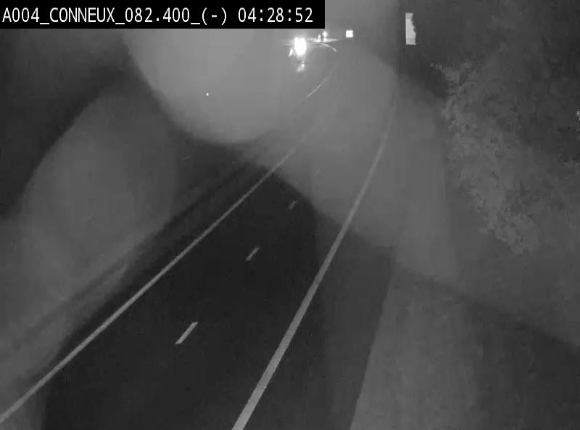 Webcam sur l'E411 avant les sorties 20 menant à Ciney, Dinant et Achêne. Vue orientée vers Namur