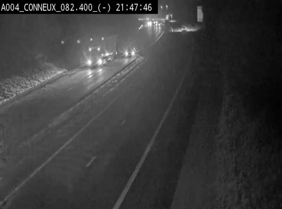 <h2>Webcam sur l'E411 avant les sorties 20 menant à Ciney, Dinant et Achêne. Vue orientée vers Namur</h2>