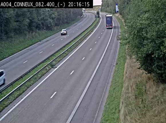 <h2>Webcam sur l'E411 avant les sorties 20 menant à Ciney, Dinant et Achêne. Vue orientée vers Namur</h2>
