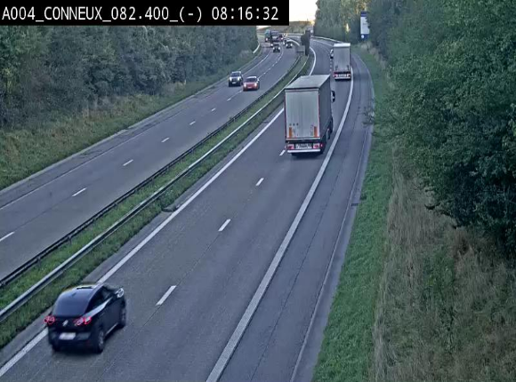 Webcam sur l'E411 avant les sorties 20 menant à Ciney, Dinant et Achêne. Vue orientée vers Namur