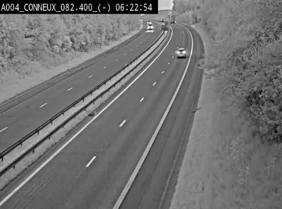 <h2>Webcam sur l'E411 avant les sorties 20 menant à Ciney, Dinant et Achêne. Vue orientée vers Namur</h2>