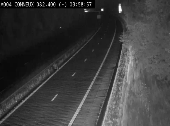 <h2>Webcam sur l'E411 avant les sorties 20 menant à Ciney, Dinant et Achêne. Vue orientée vers Namur</h2>