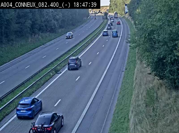 <h2>Webcam sur l'E411 avant les sorties 20 menant à Ciney, Dinant et Achêne. Vue orientée vers Namur</h2>