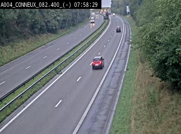 <h2>Webcam sur l'E411 avant les sorties 20 menant à Ciney, Dinant et Achêne. Vue orientée vers Namur</h2>