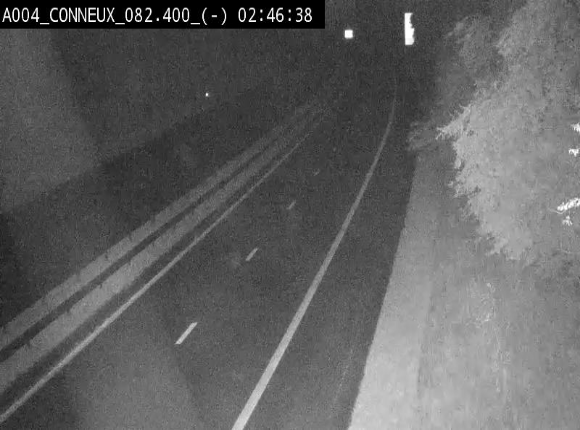 Webcam sur l'E411 avant les sorties 20 menant à Ciney, Dinant et Achêne. Vue orientée vers Namur