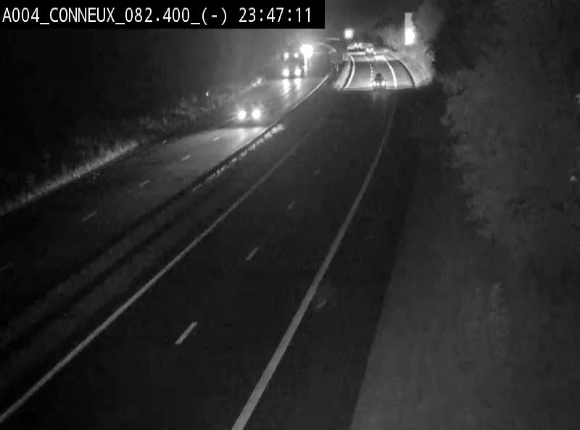 <h2>Webcam sur l'E411 avant les sorties 20 menant à Ciney, Dinant et Achêne. Vue orientée vers Namur</h2>