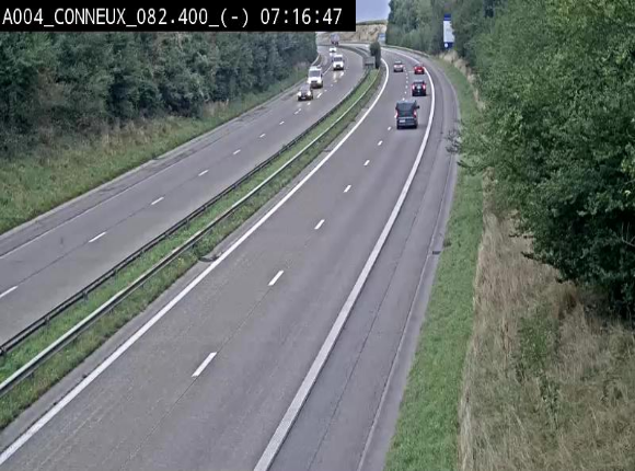 <h2>Webcam sur l'E411 avant les sorties 20 menant à Ciney, Dinant et Achêne. Vue orientée vers Namur</h2>