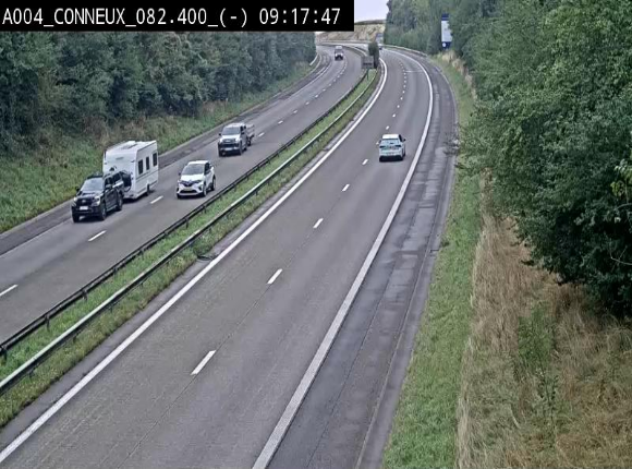 <h2>Webcam sur l'E411 avant les sorties 20 menant à Ciney, Dinant et Achêne. Vue orientée vers Namur</h2>