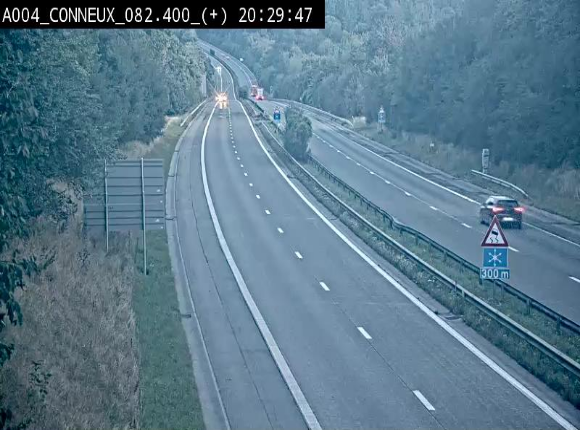 <h2>Webcam à hauteur de Conneux sur l'E411 en direction du sud de la Belgique</h2>