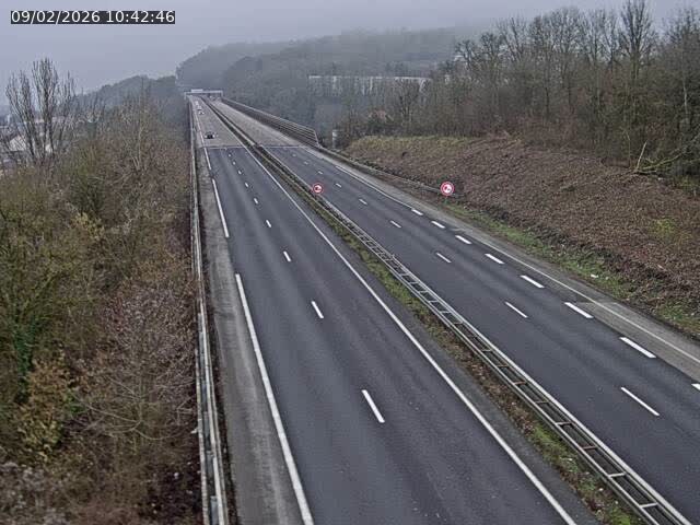 <h2>Caméra autoroute France - A30, Hayange direction Metz</h2>