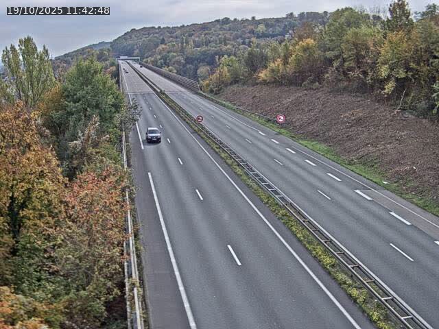 <h2>Caméra autoroute France - A30, Hayange direction Metz</h2>
