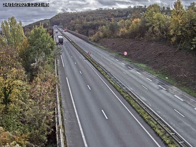 <h2>Caméra autoroute France - A30, Hayange direction Metz</h2>