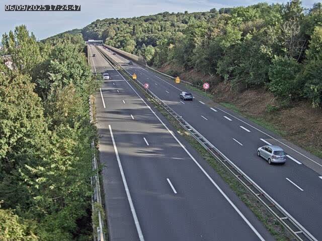 <h2>Caméra autoroute France - A30, Hayange direction Metz</h2>