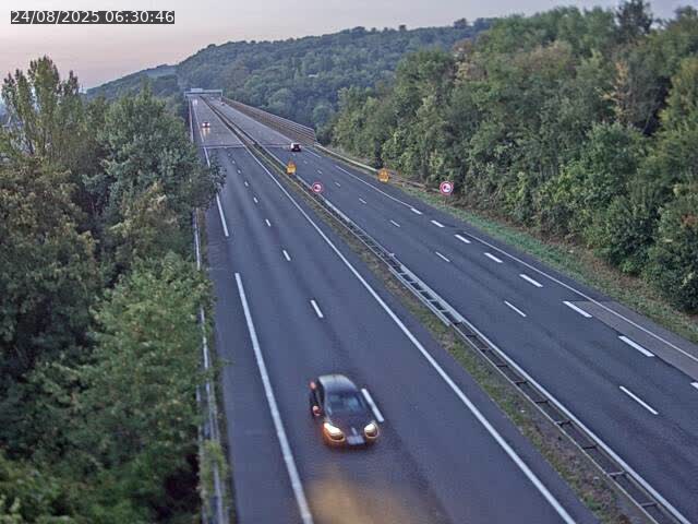 <h2>Caméra autoroute France - A30, Hayange direction Metz</h2>