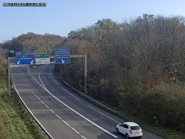 <h2>Caméra autoroute France - Biffurcation A31/A33, Laxou direction Nancy</h2>