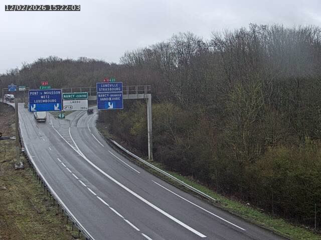<h2>Caméra autoroute France - Biffurcation A31/A33, Laxou direction Nancy</h2>