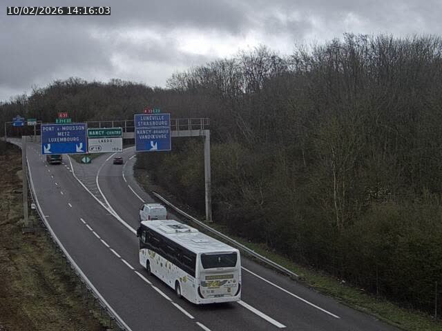 <h2>Caméra autoroute France - Biffurcation A31/A33, Laxou direction Nancy</h2>