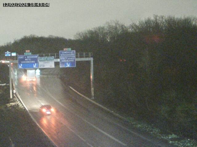 <h2>Caméra autoroute France - Biffurcation A31/A33, Laxou direction Nancy</h2>