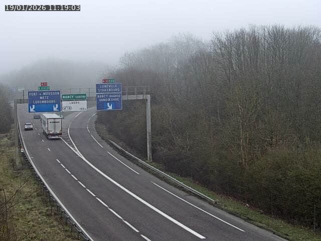 <h2>Caméra autoroute France - Biffurcation A31/A33, Laxou direction Nancy</h2>