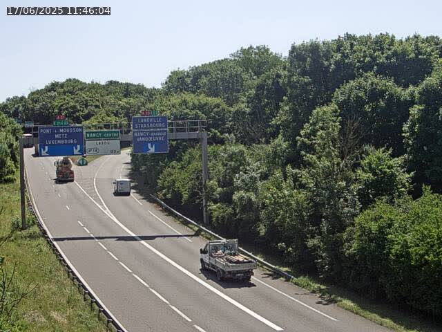<h2>Caméra autoroute France - Biffurcation A31/A33, Laxou direction Nancy</h2>