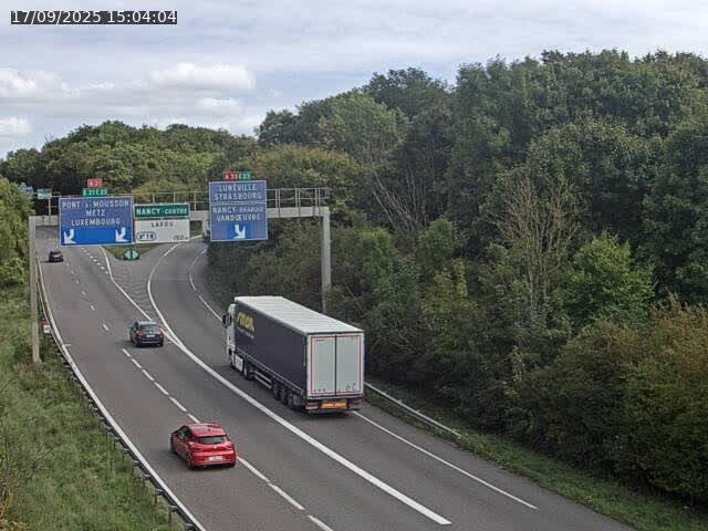<h2>Caméra autoroute France - Biffurcation A31/A33, Laxou direction Nancy</h2>