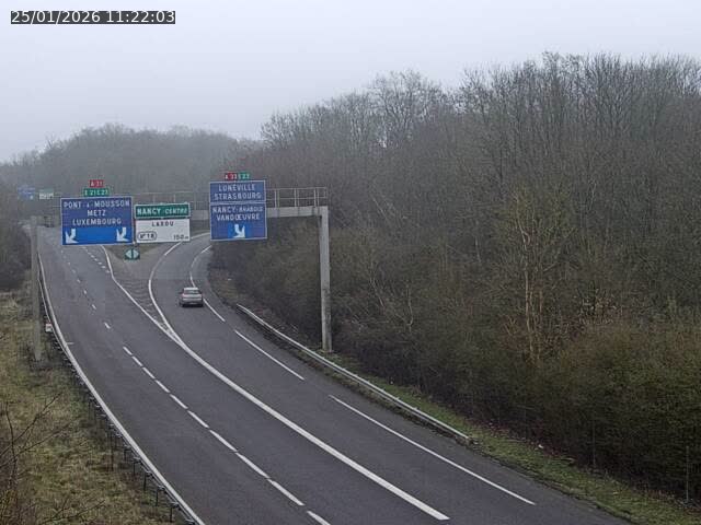 <h2>Caméra autoroute France - Biffurcation A31/A33, Laxou direction Nancy</h2>