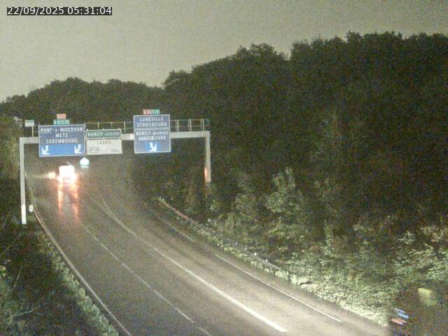 <h2>Caméra autoroute France - Biffurcation A31/A33, Laxou direction Nancy</h2>