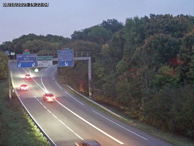<h2>Caméra autoroute France - Biffurcation A31/A33, Laxou direction Nancy</h2>